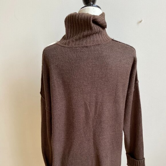 CYRUS New Boucle Sweater BNWT Turtleneck - Picture 6 of 11